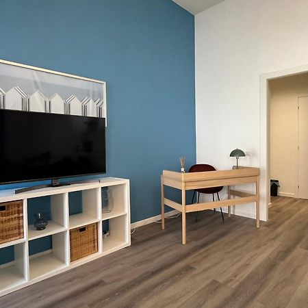 Elegante Bilocale Con Posto Auto Privato Apartment Brescia Exterior foto